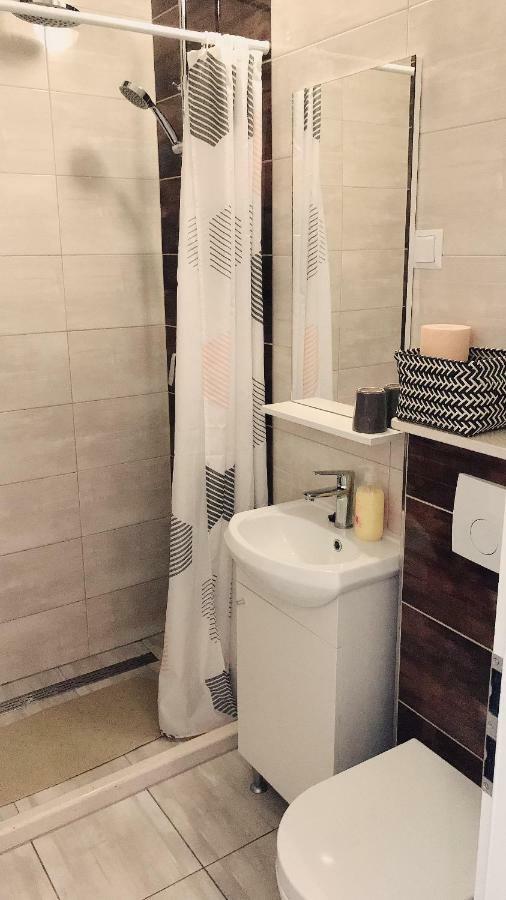 Studio Apartment Legcevic Kaštela Екстериор снимка