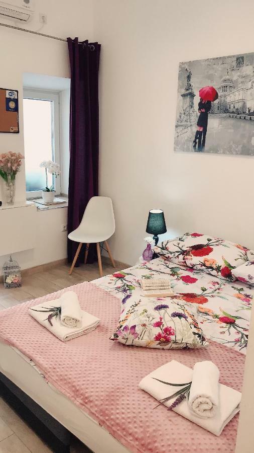 Studio Apartment Legcevic Kaštela Екстериор снимка