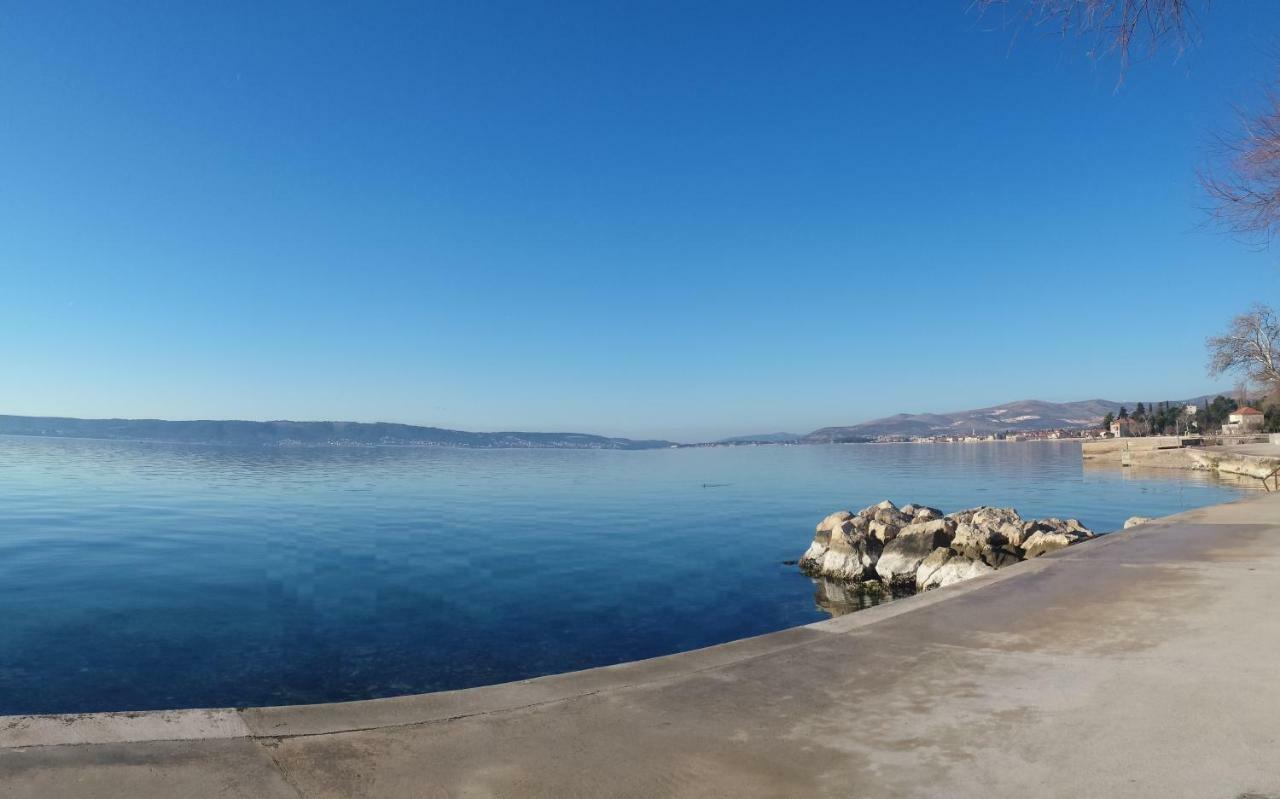 Studio Apartment Legcevic Kaštela Екстериор снимка